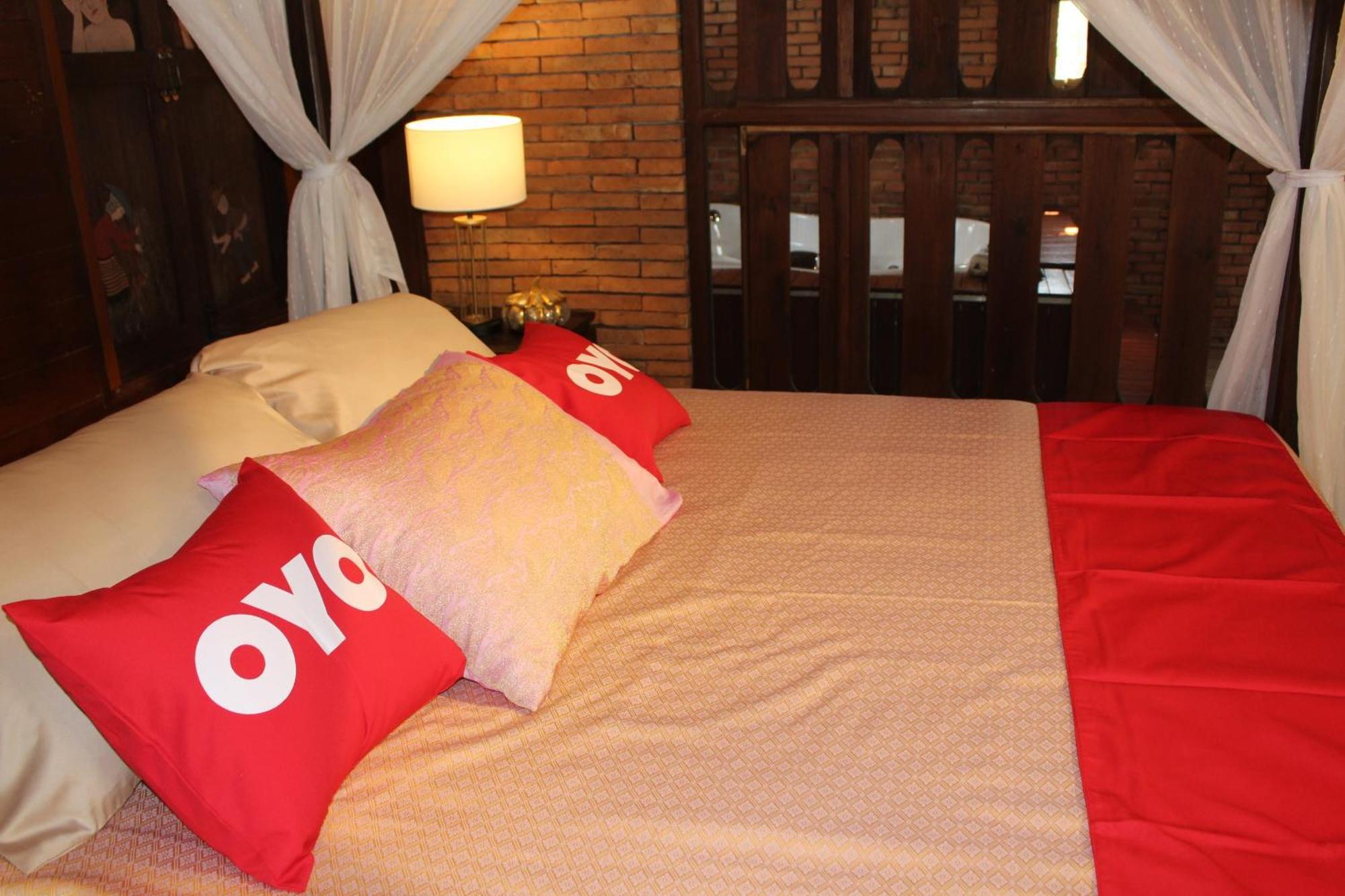 Capital O 75421 Baan Singkham Boutique Resort Chiang Mai Buitenkant foto
